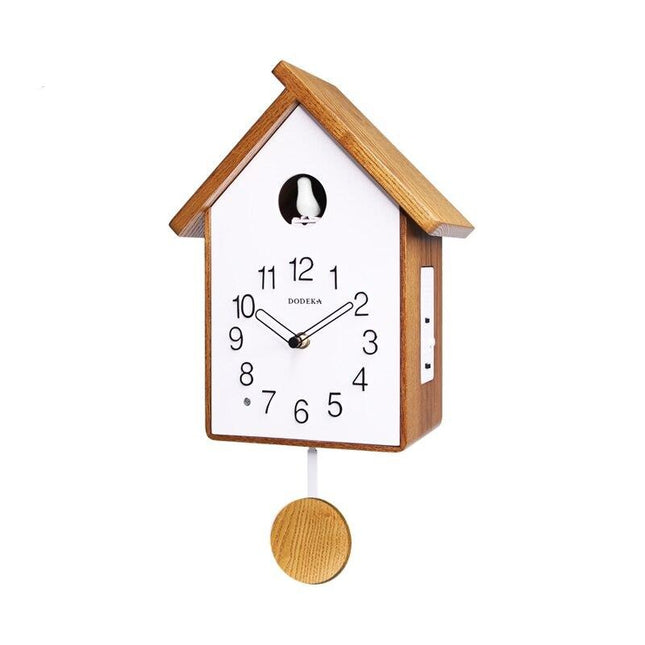Reloj de cuco de madera blanco