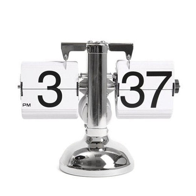 Reloj flip de mesa blanco y negro
