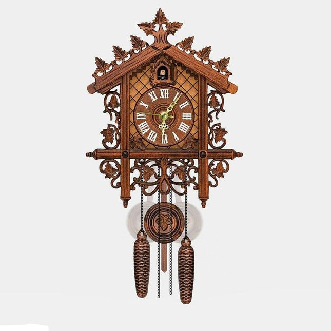 Reloj de cuco de madera tallada