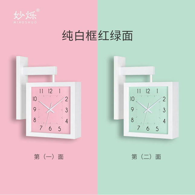 Reloj de pared cuadrado de madera