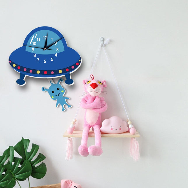Reloj de pared infantil diseño ovni