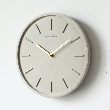 Pequeño reloj de pared estilo industrial