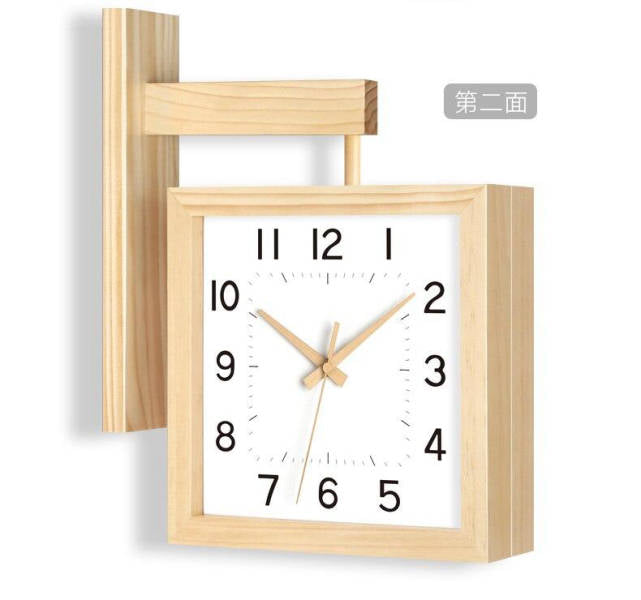Reloj de pared cuadrado de madera