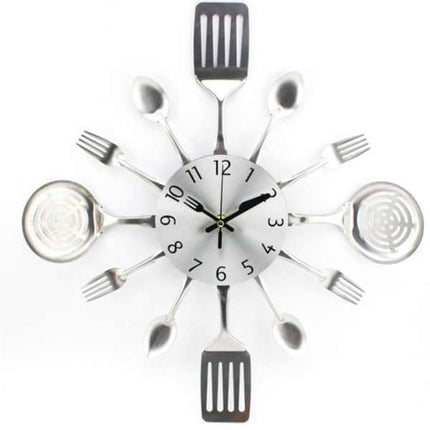 Reloj gigante de cocina con cubiertos