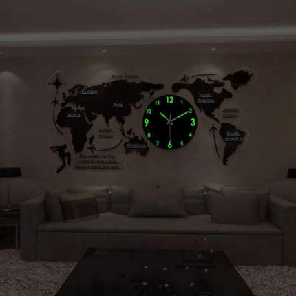 Reloj de pared luminoso con mapamundi