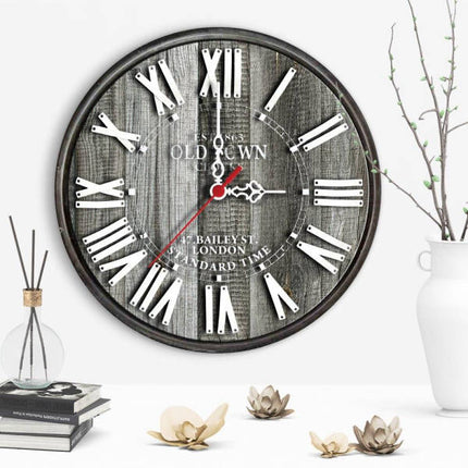 Reloj de pared vintage madera gris