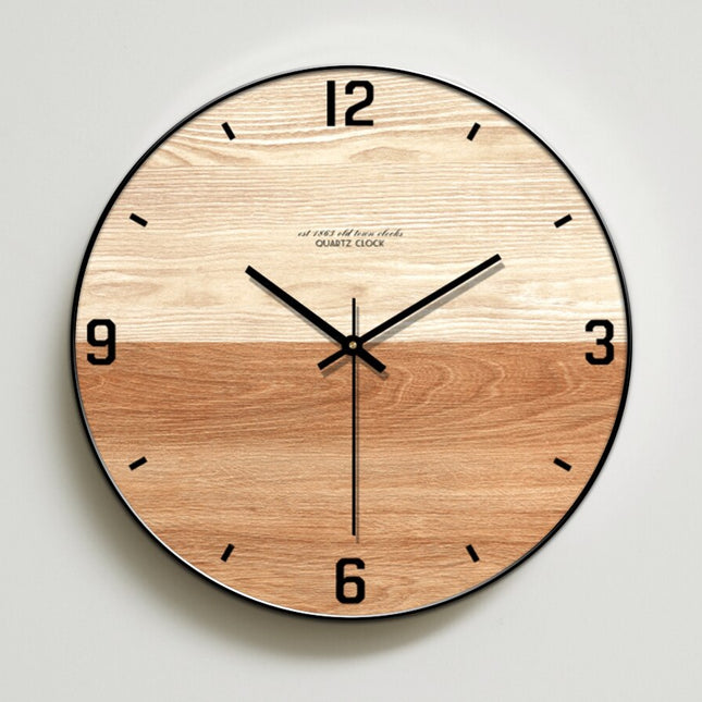 Reloj de pared de madera artesanal