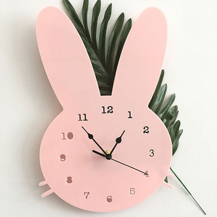 Reloj de pared con orejas conejo