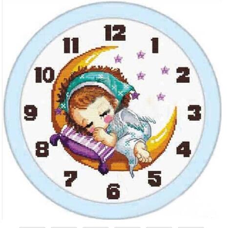 Reloj de pared rústico con flores