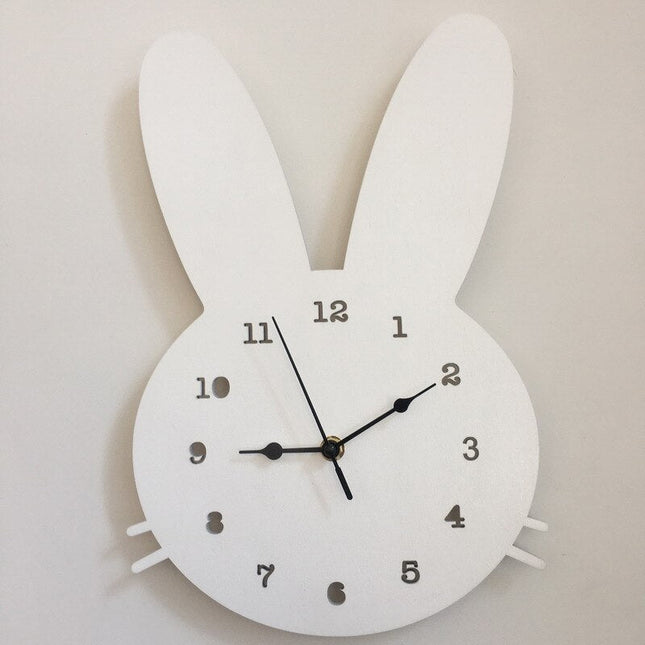 Reloj de pared con orejas conejo