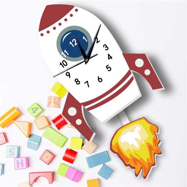Reloj de pared infantil con péndulo cohete