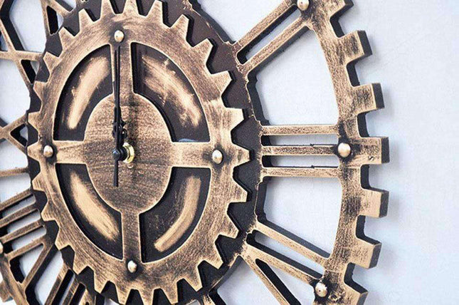 Reloj de pared retro con engranajes