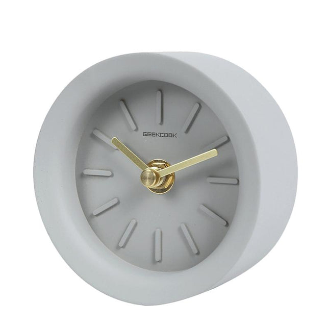 Reloj de mesa de cemento minimalista