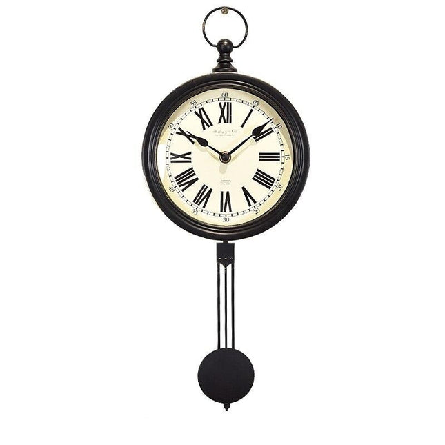 Reloj de pared retro con péndulo