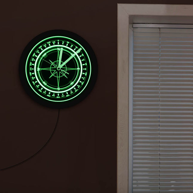 Reloj de pared LED diseño brújula