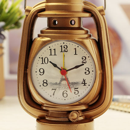 Reloj de sobremesa vintage forma farol