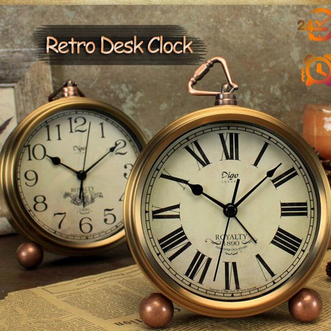 Reloj de mesa vintage retro dorado