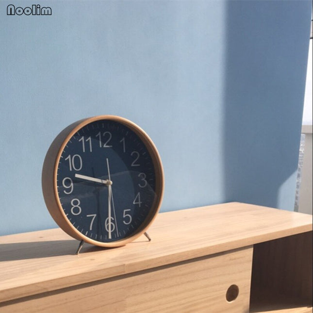 Reloj de mesita de noche silencioso