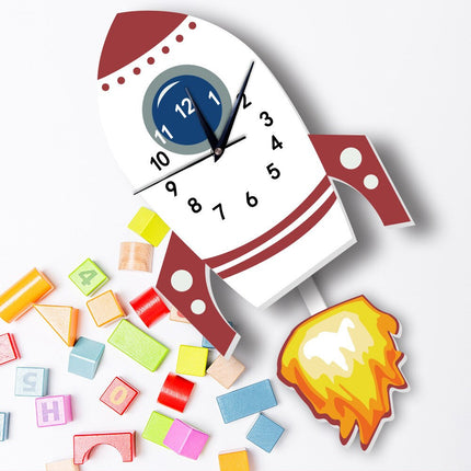 Reloj de pared infantil con péndulo cohete