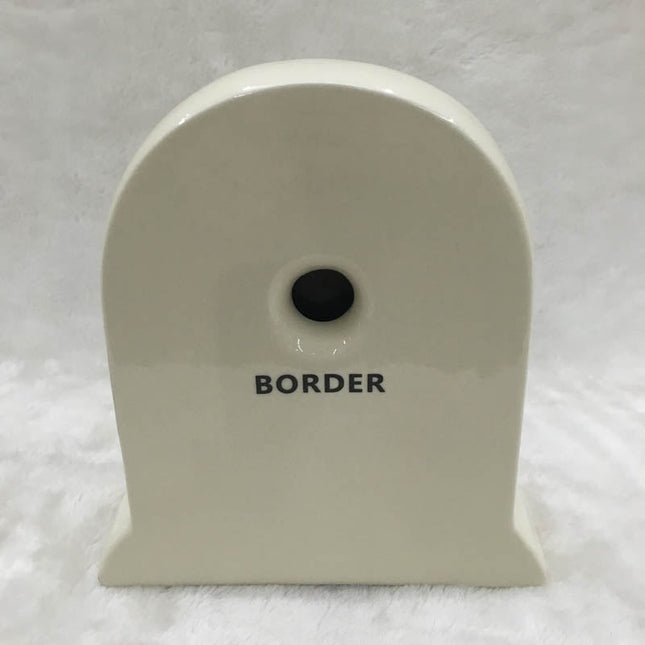 Reloj de sobremesa blanco estilo clásico