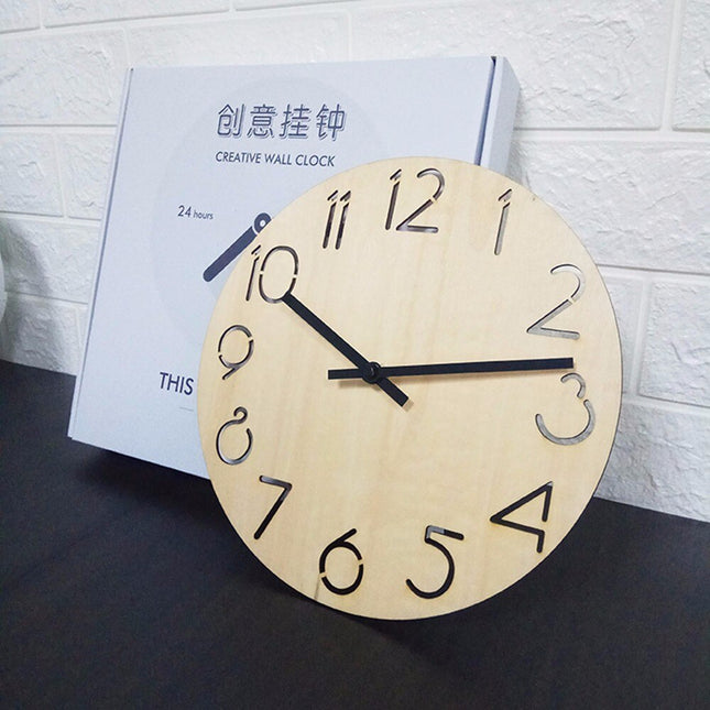 Reloj de pared minimalista de madera