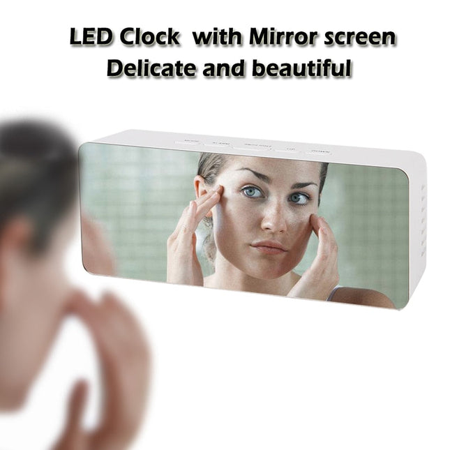 Reloj de escritorio digital con espejo