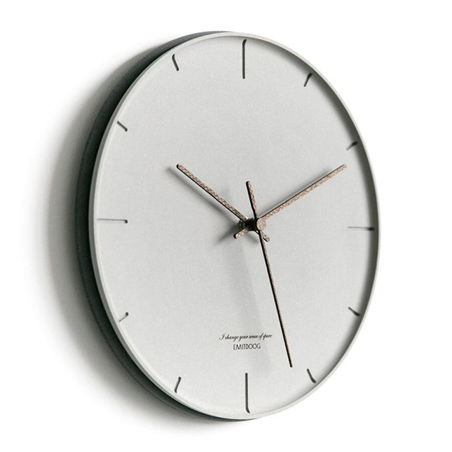 Reloj de pared minimalista color gris