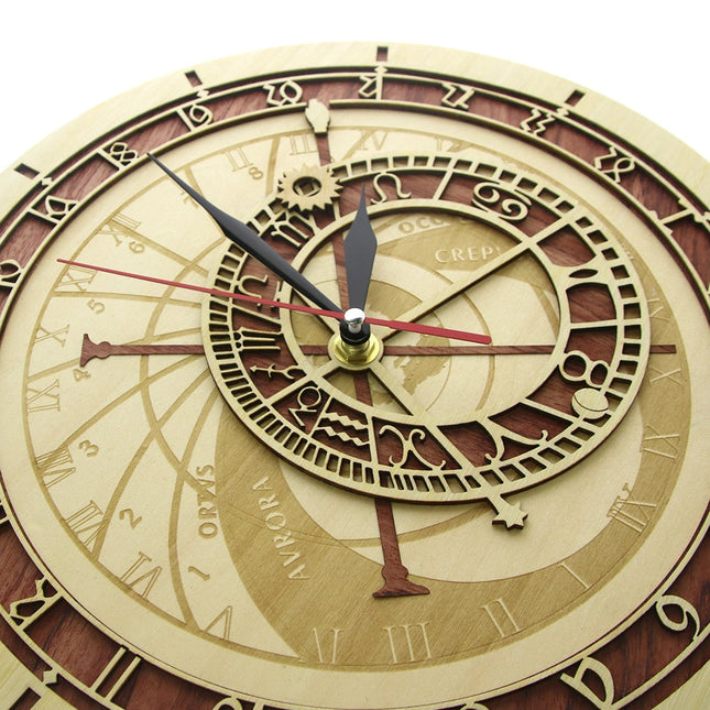 Reloj de pared de madera astronómico