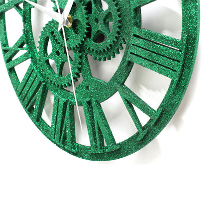 Reloj industrial verde con engranajes visibles