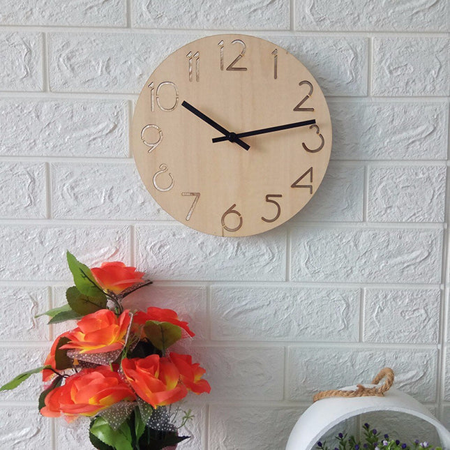 Reloj de pared minimalista de madera