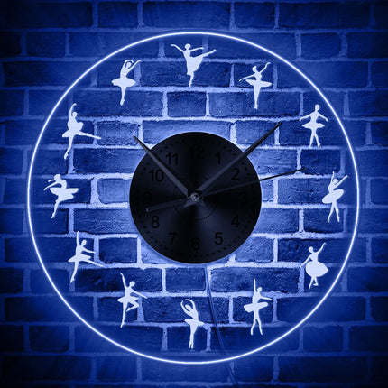 Reloj de pared LED con bailarinas