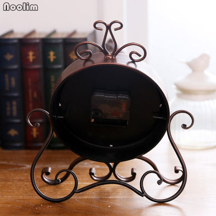 Reloj de sobremesa vintage estilo forja