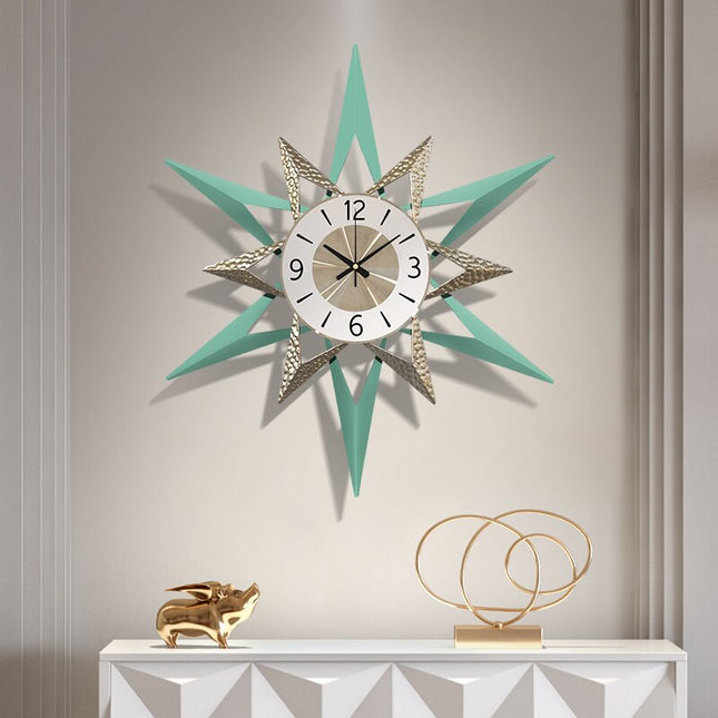 Reloj de pared con forma de estrella