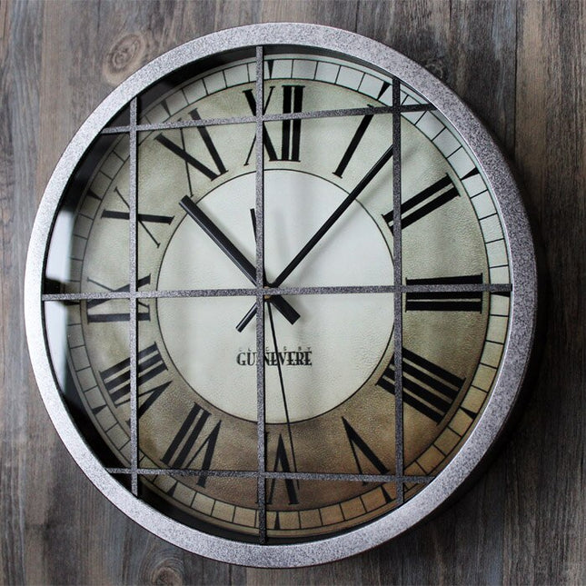 Reloj de pared industrial de hierro