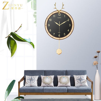 Reloj de pared con péndulo ciervo