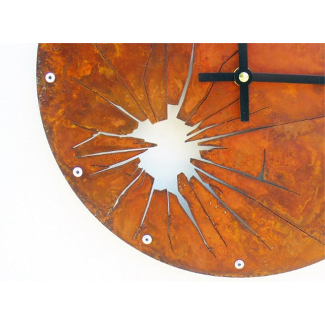 Reloj de pared metal cristal roto