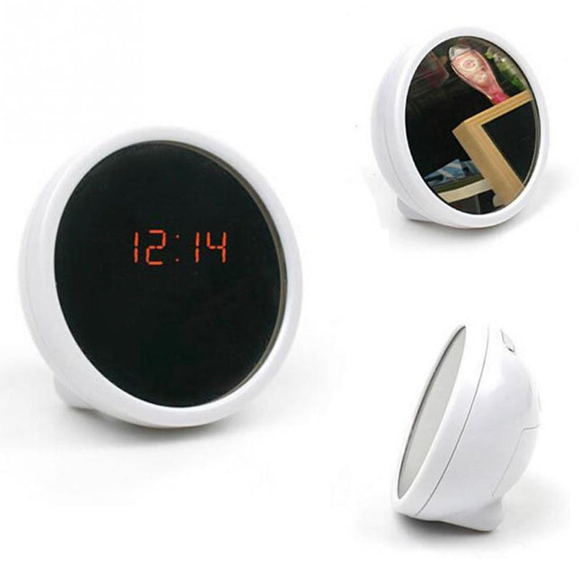 Pequeño reloj de mesa digital moderno
