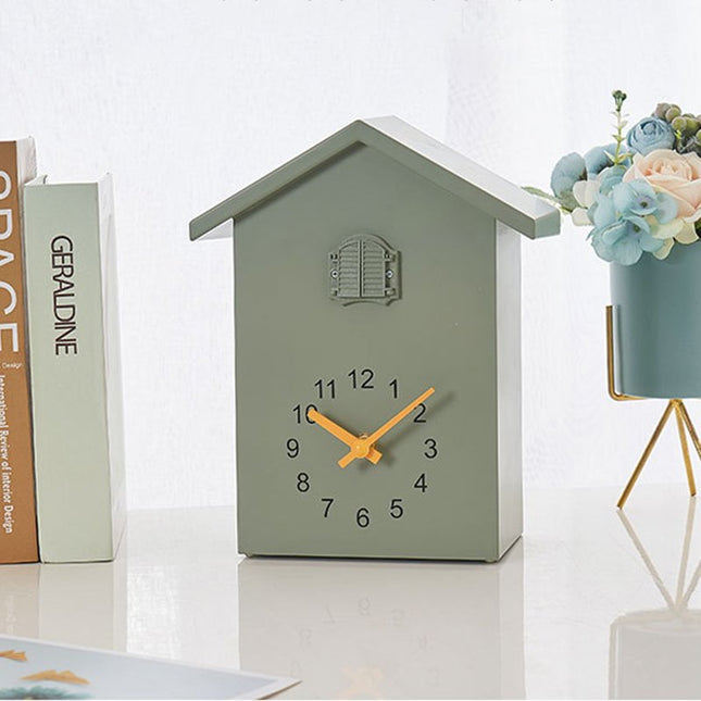 Reloj de pared de cuco moderno