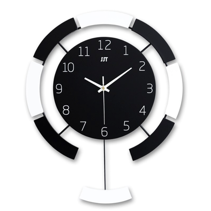 Reloj de pared moderno con péndulo