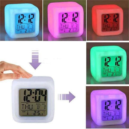 Despertador digital cubo con luz LED