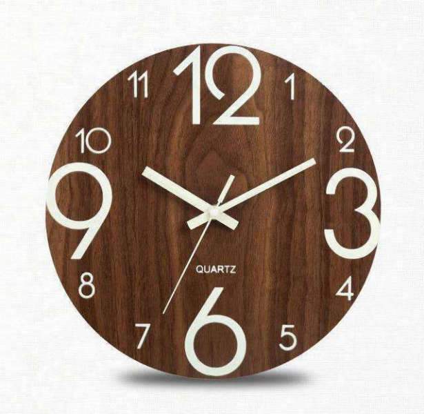 Reloj de pared madera números luminosos