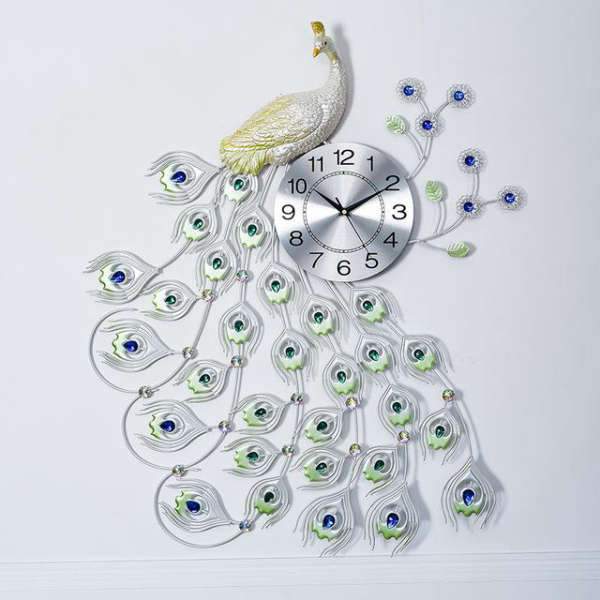 Reloj de pared pavo real plateado