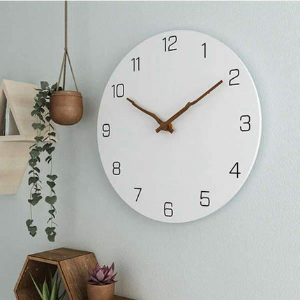 Reloj de pared blanco diseño minimalista