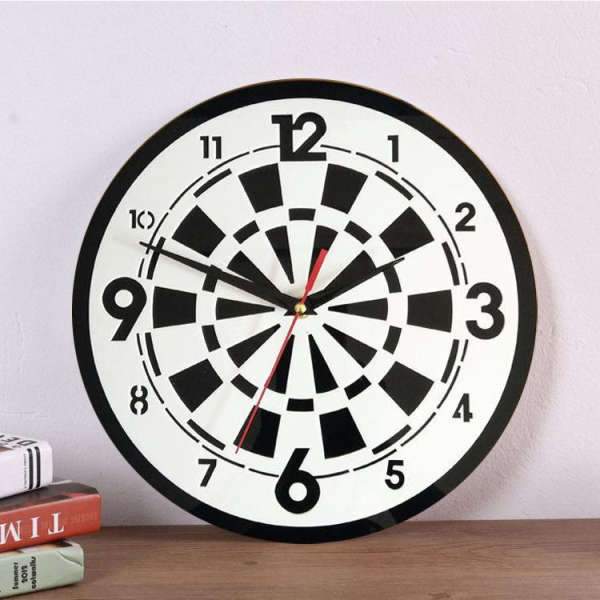 Reloj de pared con diseño de diana