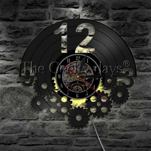 Reloj de pared steampunk con luz LED