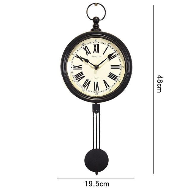 Reloj de pared con péndulo steampunk